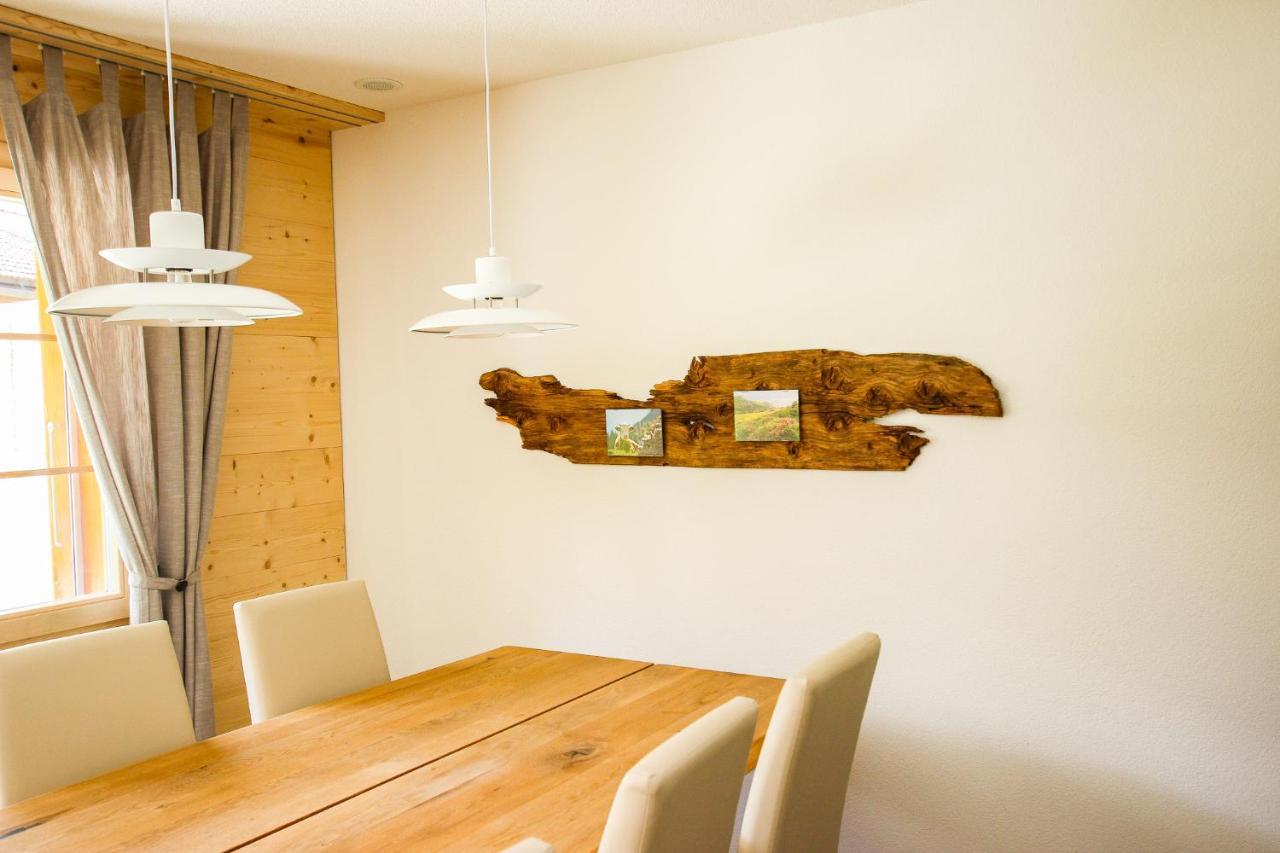 Ferienwohnung Bartschi Lenk Bagian luar foto