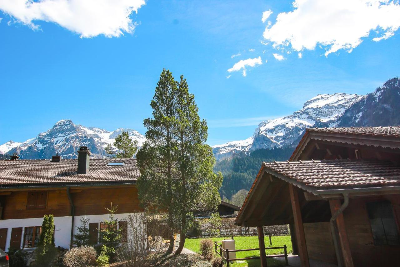 Ferienwohnung Bartschi Lenk Bagian luar foto
